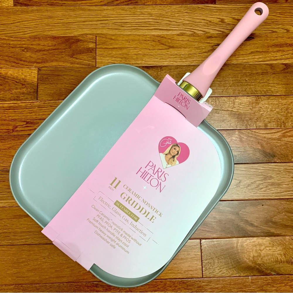 PARIS HILTON 11 Inch Cast Aluminum Ceramic Nonstick Pink Griddle